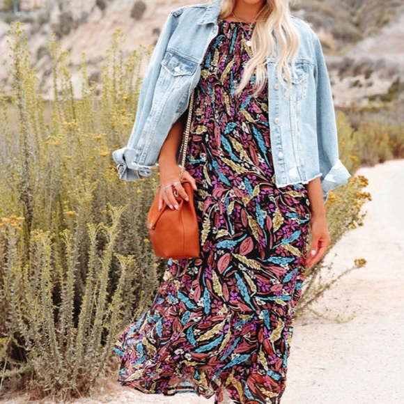 NIGHT FEVER SMOCKED PUFF SLEEVE MIDI DRESS- new in bag - Picture 4 of 8